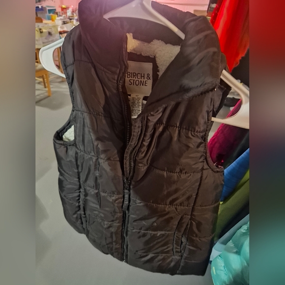 Boys winter vest - Picture 1 of 2